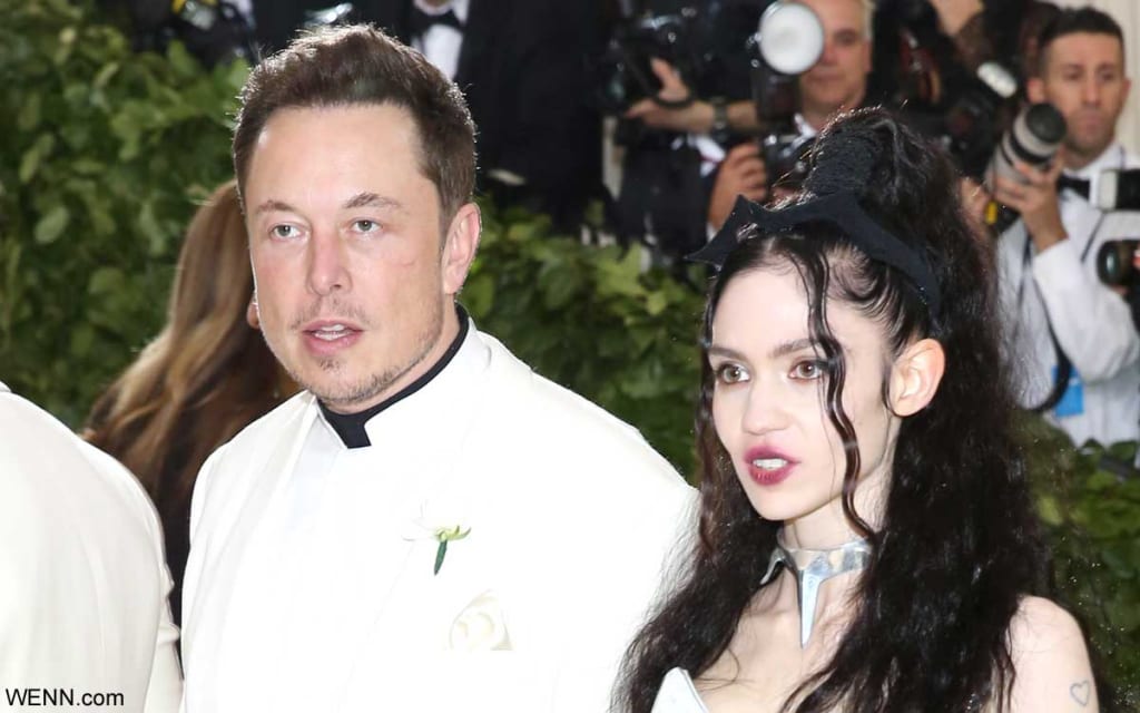 イーロン・マスクと、グライムス