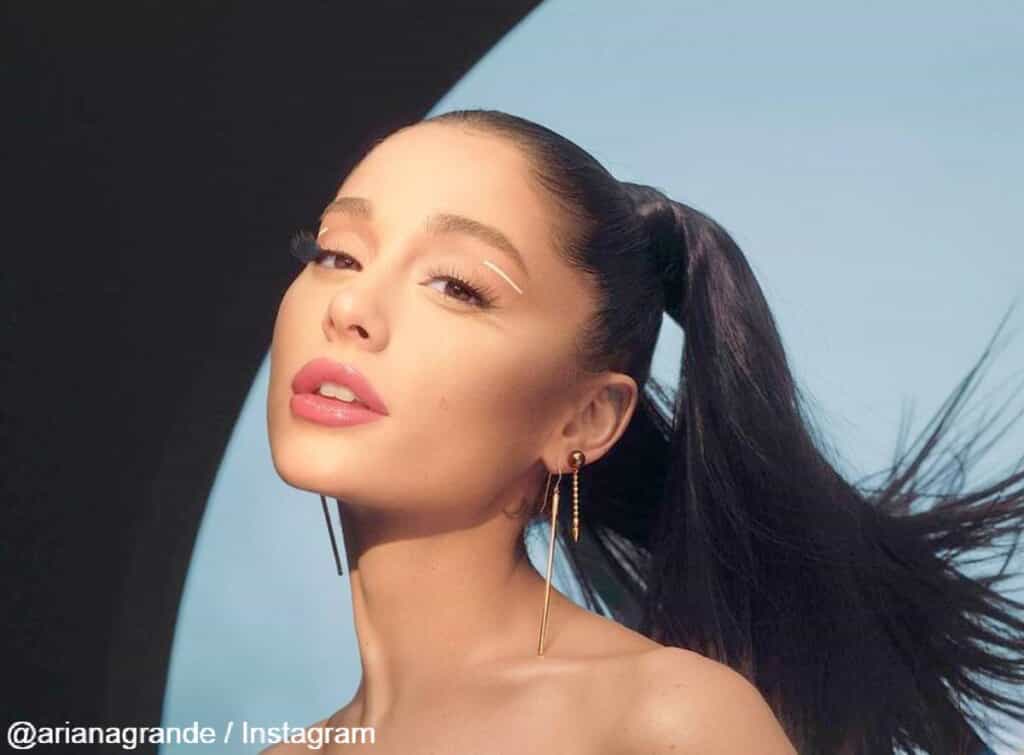 Ariana grande アリアナグランデ fenty フェンティ リアーナ